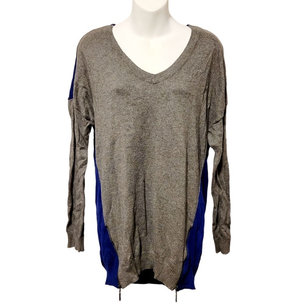 2/$20 Ricki's grey/blue sweater top